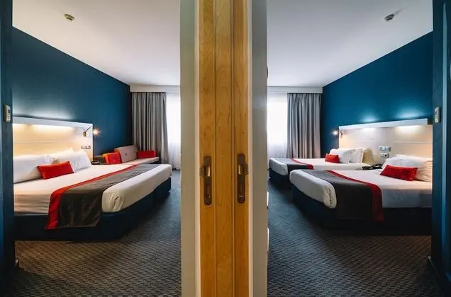 Standard Oda, 2 Tek Kişilik Yatak