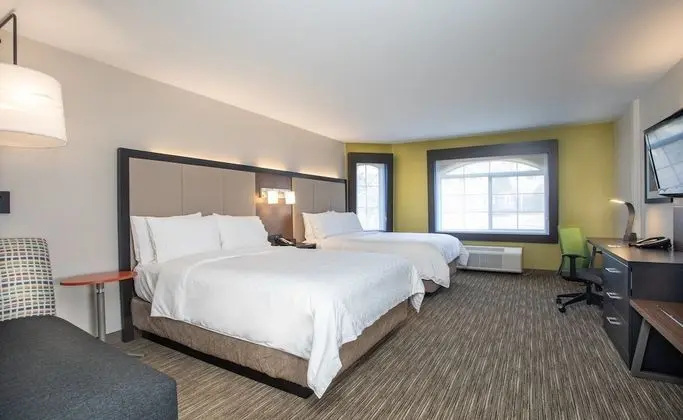 Standard Oda, 2 Büyük (Queen) Boy Yatak (Extra Floor Space)