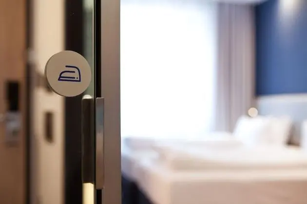 Standard Oda, 1 Büyük (Queen) Boy Yatak