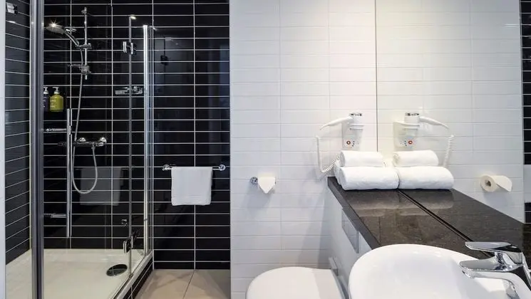 Standard Oda, 2 Tek Kişilik Yatak (Delftsestraat Side, High Floor)