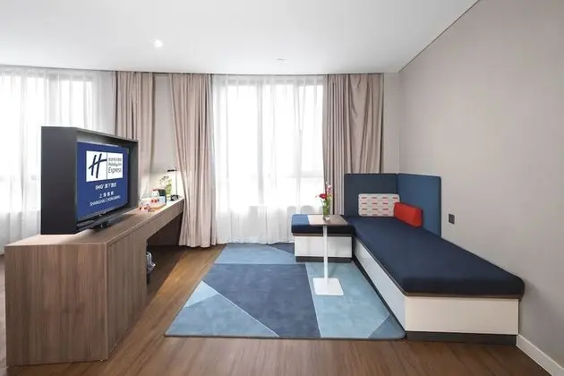 Süit, 1 En Büyük (King) Boy Yatak (Additional Living Area, Top Floor)