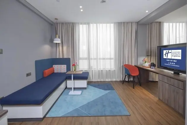 Süit, 1 En Büyük (King) Boy Yatak (Additional Living Area, Top Floor)