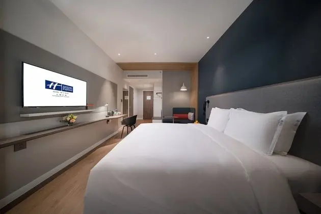 Standard Oda, 1 En Büyük (King) Boy Yatak