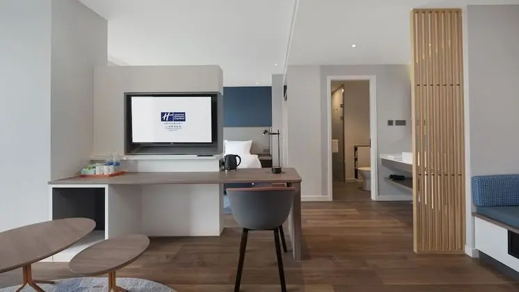 Süit, 1 En Büyük (King) Boy Yatak (Living Area)