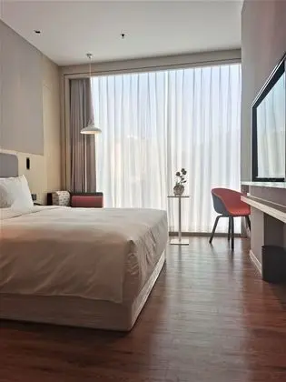 Standard Oda, 1 En Büyük (King) Boy Yatak, Şehir Manzaralı