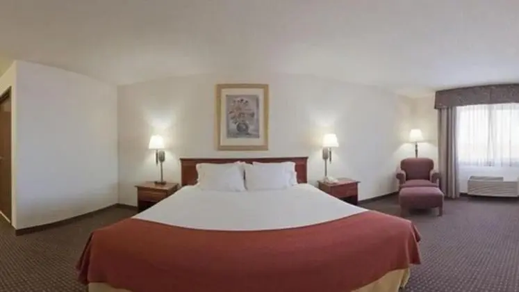 Standard Oda, 1 En Büyük (King) Boy Yatak, Şömine