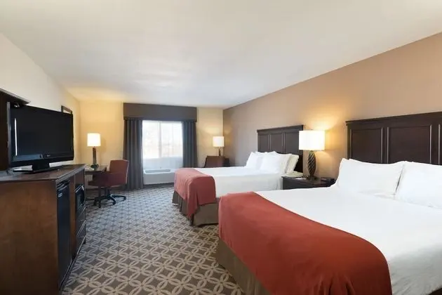 Standard Oda, 2 Büyük (Queen) Boy Yatak