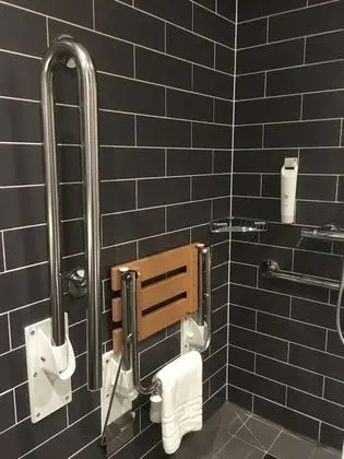 Standard Oda, 1 Çift Kişilik Yatak, Engellilere Uygun