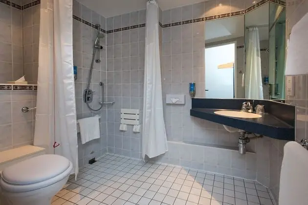 Standard Oda, 1 Çift Kişilik Yatak, Engellilere Uygun
