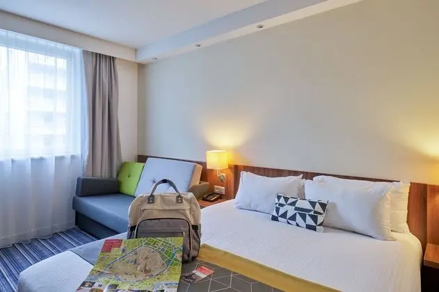 Standard Oda, 1 Büyük (Queen) Boy Yatak