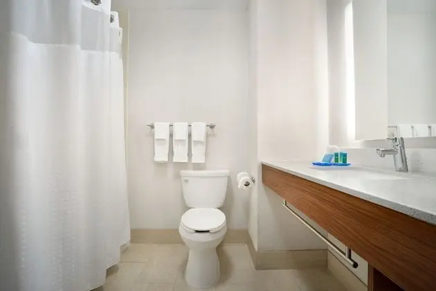 Standard Oda, 2 Büyük (Queen) Boy Yatak, Sigara İçilmez