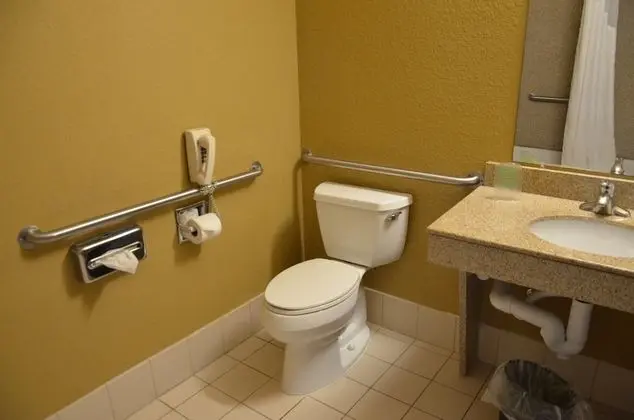 Standard Oda, 1 En Büyük (King) Boy Yatak (Extra Floor Space)