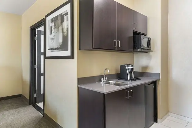 Suite, 2 Queen Beds with Sofa Bed (Living and Dining Area)