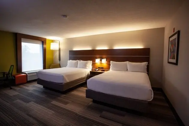 Çift ​​kişilik Two Queen Beds