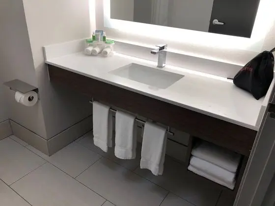 Standard Oda, 1 En Büyük (King) Boy Yatak