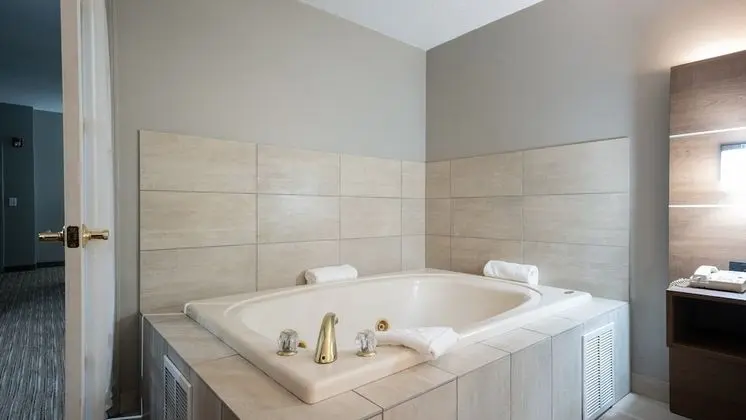 Süit, 1 Yatak Odası, Sıcak Su Küveti