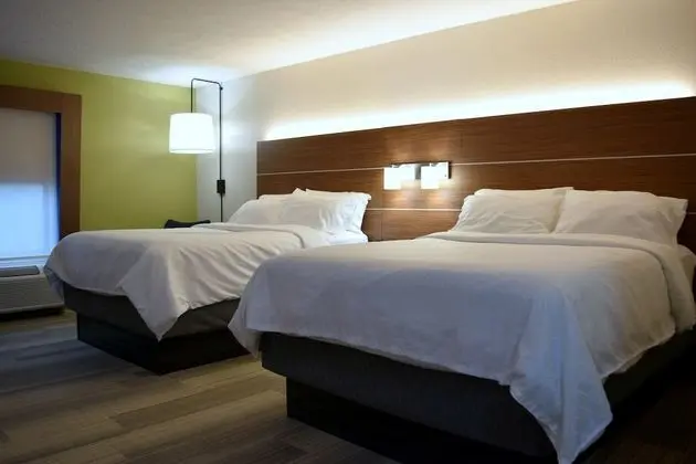 Standard Oda, 2 Büyük (Queen) Boy Yatak