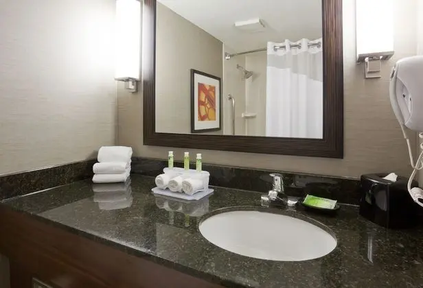Standard Oda, 2 Büyük (Queen) Boy Yatak