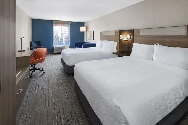 Süit, Birden Çok Yatak, Engellilere Uygun (Communications)