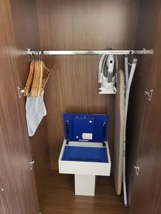 Süit, 1 En Büyük (King) Boy Yatak ve Çekyat, Engellilere Uygun (Hearing)