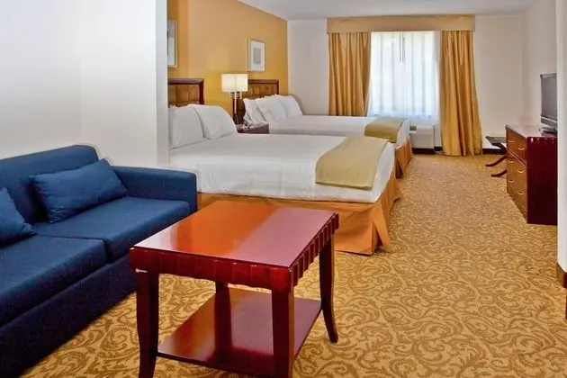 Süit, Birden Çok Yatak (Addl Living Area)