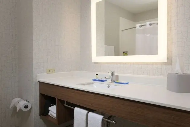 Standard Oda, 2 Büyük (Queen) Boy Yatak