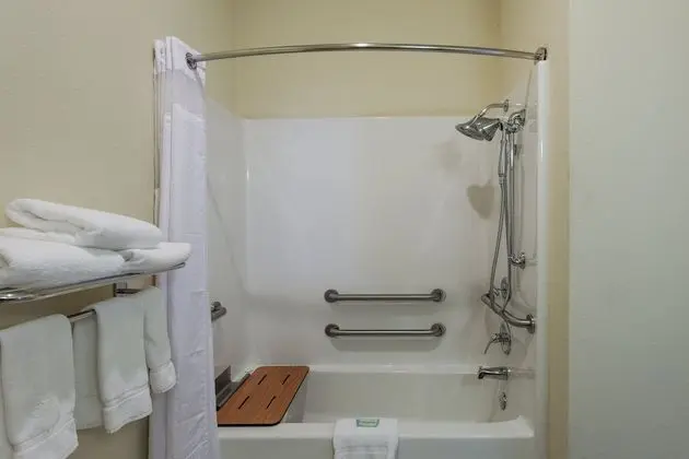Süit, Engellilere Uygun (Mobility, Transfer Shower)