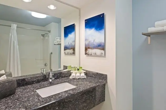 Süit, 2 Büyük (Queen) Boy Yatak (Addl Living Area)
