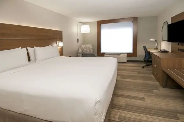 Standard Oda, 1 En Büyük (King) Boy Yatak (Extra Floor Space)