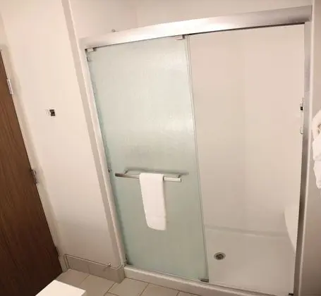 Standard Oda, 1 En Büyük (King) Boy Yatak ve Çekyat