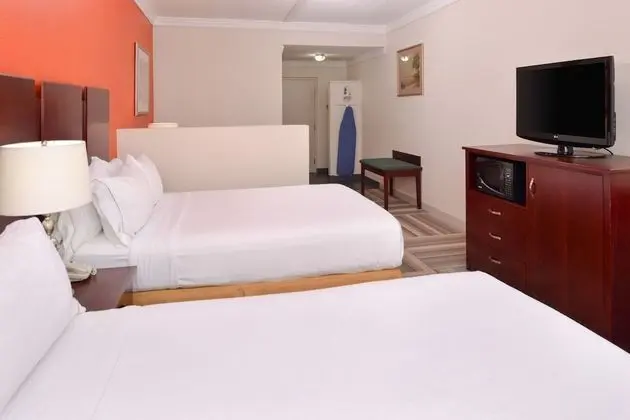 Süit, 2 Çift Kişilik Yatak