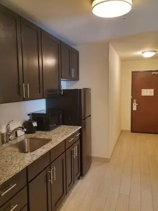 Standard Oda, 1 En Büyük (King) Boy Yatak (Extra Floor Space)