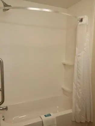Standard Oda, 1 En Büyük (King) Boy Yatak (Extra Floor Space)