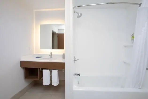 Standard Oda, 1 En Büyük (King) Boy Yatak