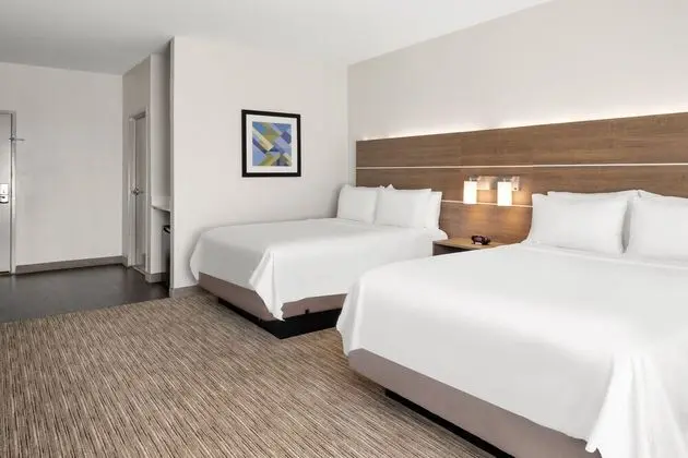 Standard Oda, 2 Büyük (Queen) Boy Yatak