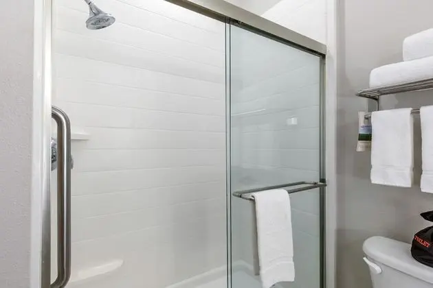 Standard Oda, 1 En Büyük (King) Boy Yatak