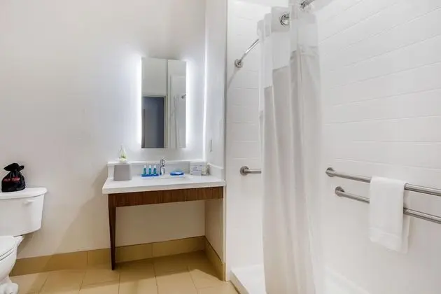 Standard Oda, 1 En Büyük (King) Boy Yatak, Engellilere Uygun