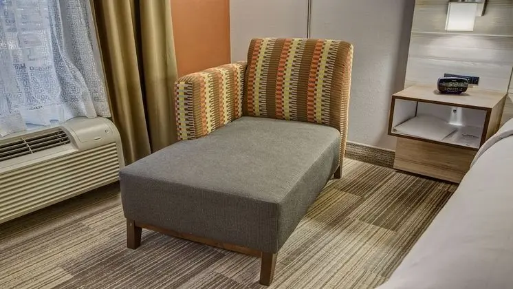 Süit, 1 En Büyük (King) Boy Yatak