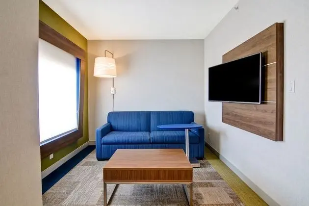 Süit, Birden Çok Yatak (Extra Floor Space)