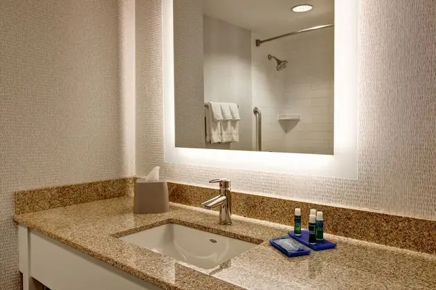 Süit, Birden Çok Yatak (Extra Floor Space)