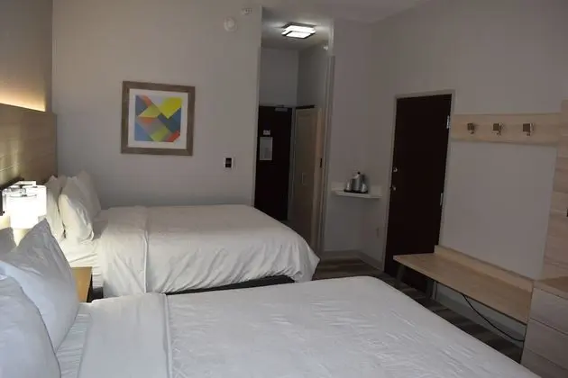 Standard Oda, 2 Büyük (Queen) Boy Yatak