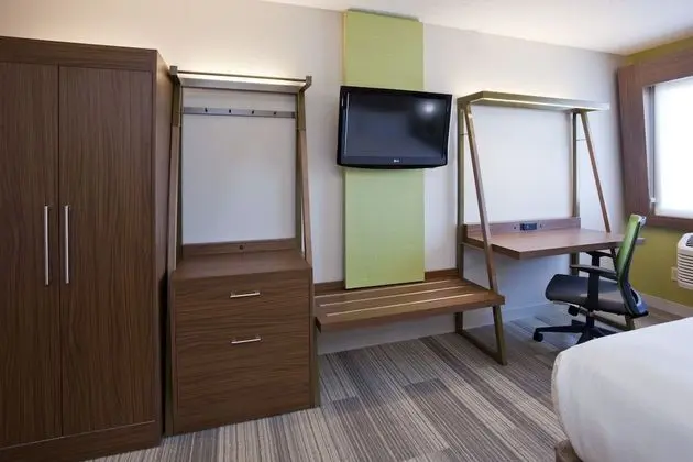 Süit, 1 En Büyük (King) Boy Yatak, Engellilere Uygun (Accessible Tub)
