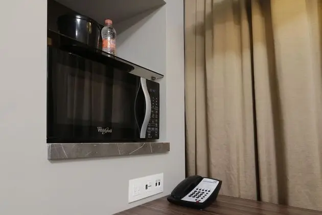 Standard Oda, 1 En Büyük (King) Boy Yatak (Extra Floor Space)