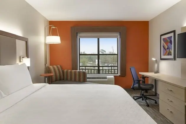 Standard Oda, 1 En Büyük (King) Boy Yatak (Extra Floor Space)
