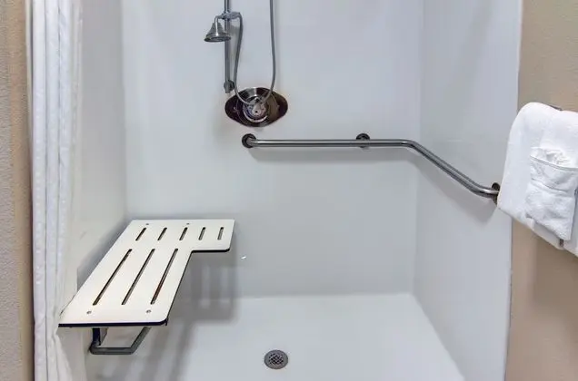 Standard Oda, 2 Tek Kişilik Yatak, Engellilere Uygun (Communication, Roll-In Shower)