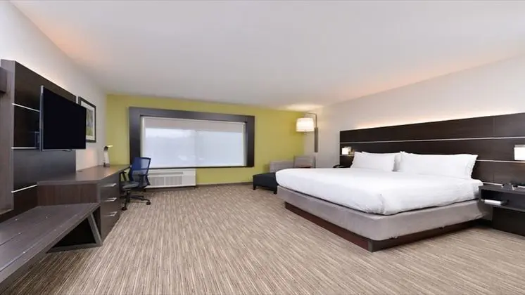 Standard Oda, 1 En Büyük (King) Boy Yatak (Extra Floor Space)
