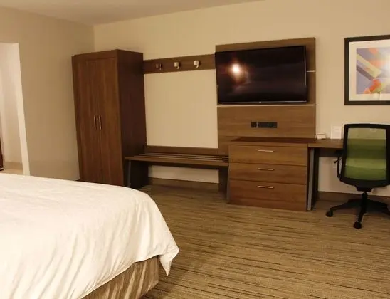 Standard Oda, 1 En Büyük (King) Boy Yatak (Extra Floor Space)