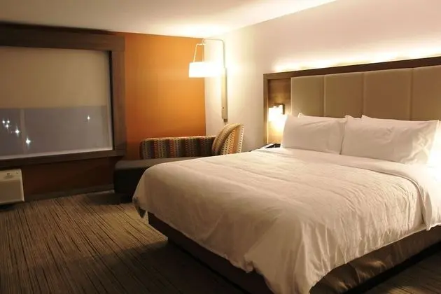 Standard Oda, 1 En Büyük (King) Boy Yatak (Extra Floor Space)