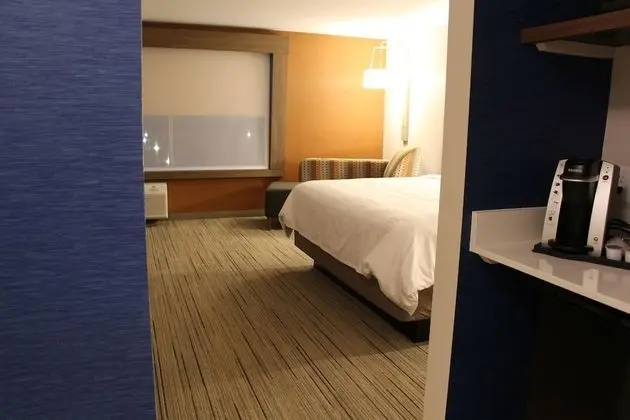 Standard Oda, 1 En Büyük (King) Boy Yatak (Extra Floor Space)