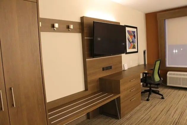 Standard Oda, 1 En Büyük (King) Boy Yatak (Extra Floor Space)